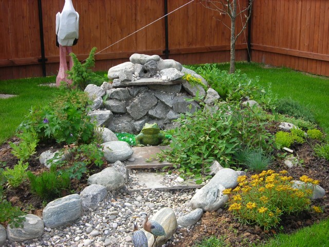 Пруд, водопад, ручей на участке: реальность или миф?!